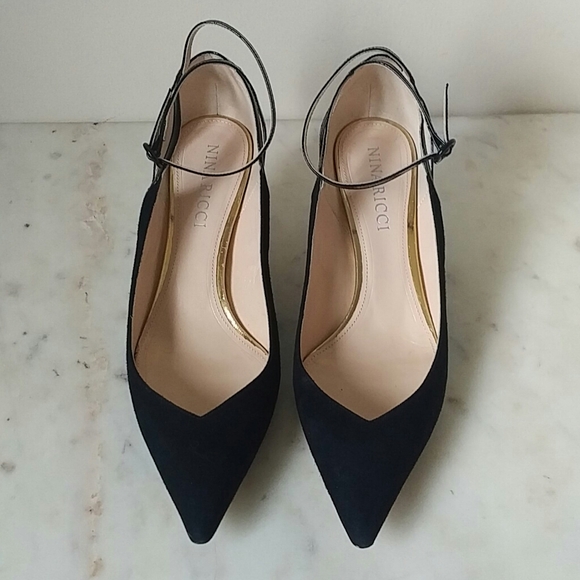 Nina Ricci - glam black suede and patent gold heel - Picture 3 of 6